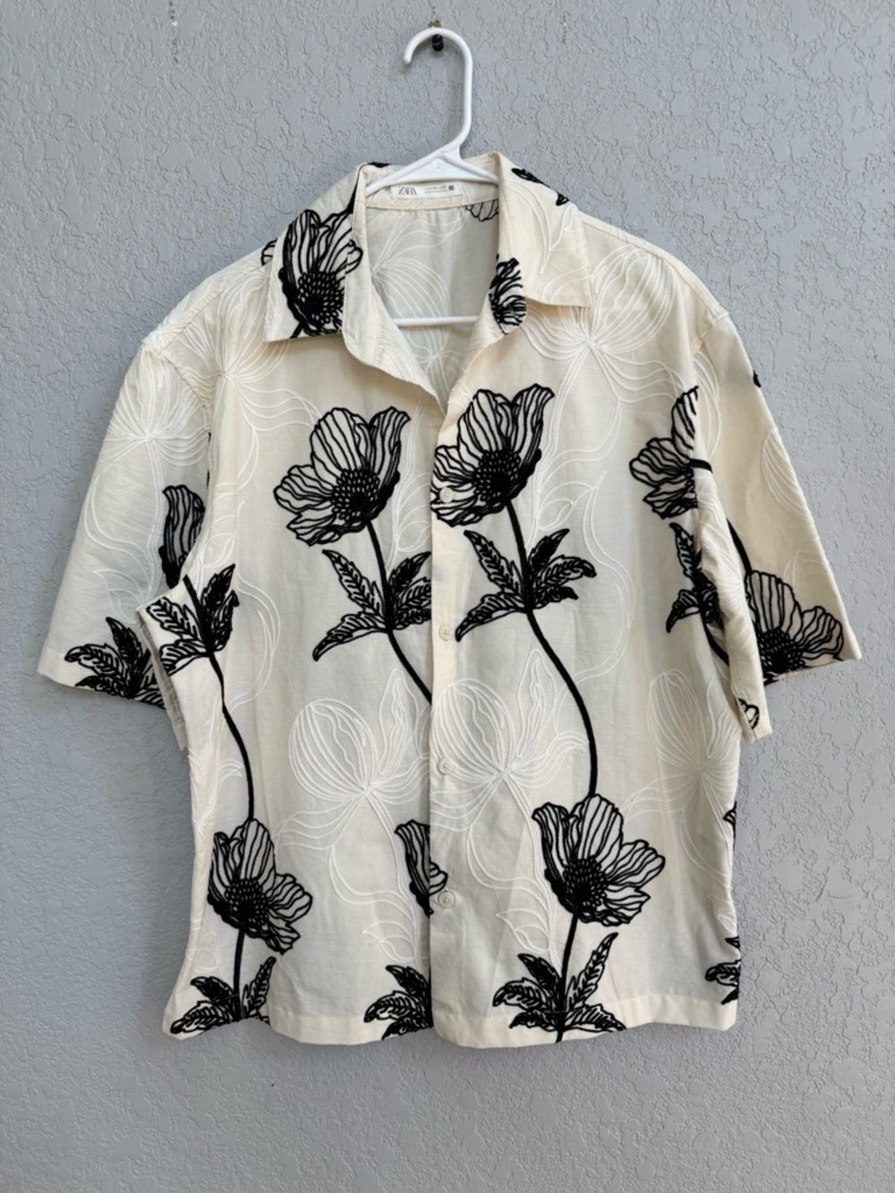 Zara Men Cream Short-Sleeve Shirt with Black Floral Print
